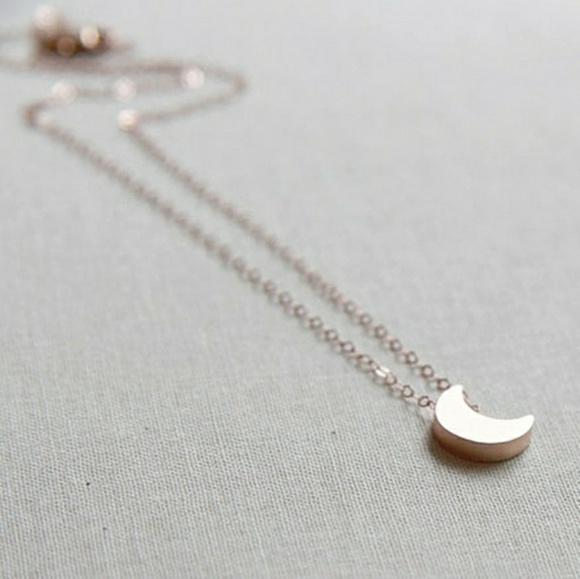 Gold tone Moon Necklace - Picture 4 of 4